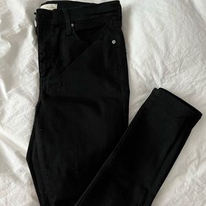 Black Mid-Rise True Skinny Jean